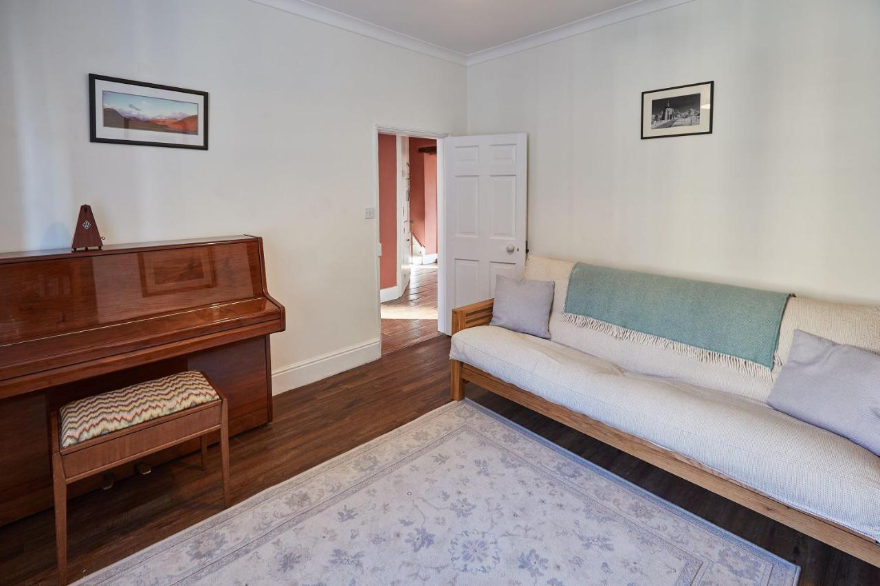 Host & Stay - Hall Garth Pickering Kültér fotó
